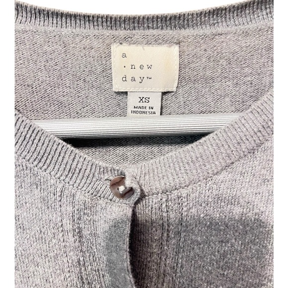 🟣A New Day Gray Button-Up Cardigan – Size XS - Picture 4 of 5